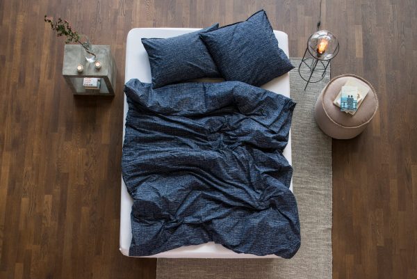 Bettwäsche aus Bio Baumwolle von lavie. Nachhaltige Bettbezüge aus Bio-Baumwolle mit Karomuster in dunkelblau