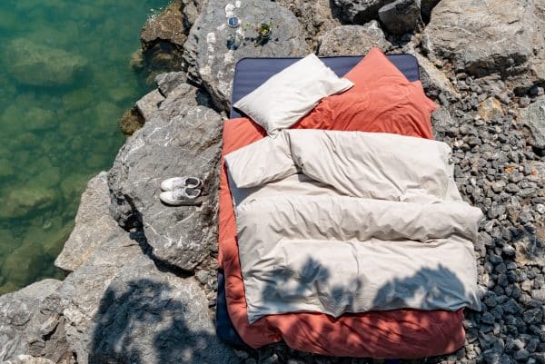 Bettwäsche aus Bio-Baumwolle von lavie. Nachhaltige Bettbezüge aus Bio-Baumwolle in rost und beige