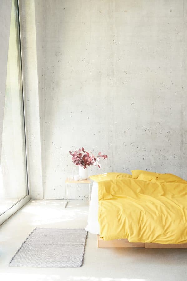 Bettwäsche aus Bio-Baumwolle von lavie. Nachhaltige Bettbezüge aus Bio-Baumwolle in honey gelb