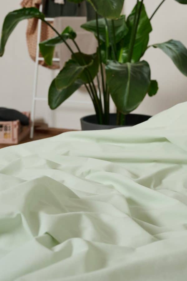 Bettwäsche aus Bio-Baumwolle von lavie. Nachhaltige Bettbezüge aus Bio-Baumwolle in sage grün
